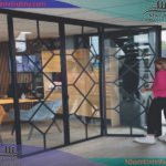 Ảnh cửa đi mở xếp gấp 4 cánh